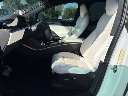 Used 2022 Tesla Model X Plaid AWD/4WD image 8