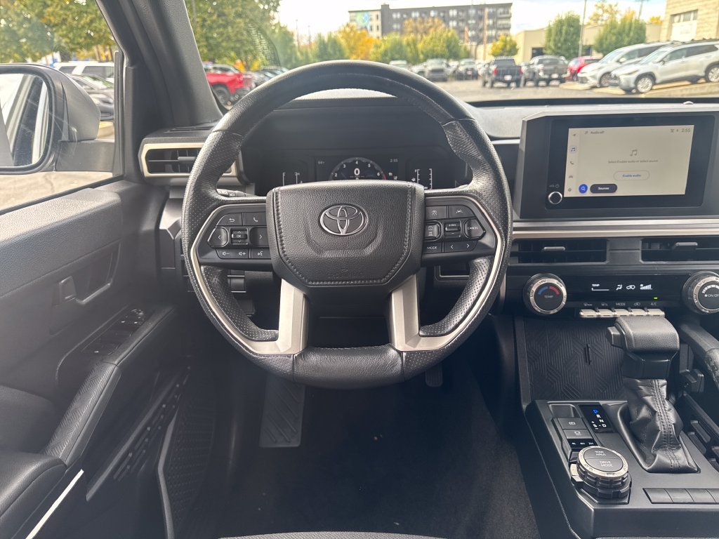 Certified 2025 Toyota 4Runner SR5 AWD/4WD image 13