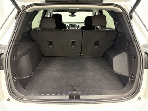 Used 2024 Chevrolet Equinox LT FWD image 8