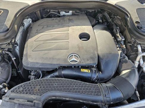 Used 2020 Mercedes-Benz GLC 300 GLC 300 image 23
