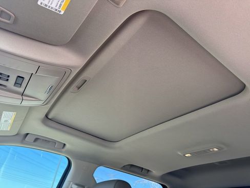 Used 2016 GMC Sierra 1500 Denali w/ Denali Ultimate Package image 39