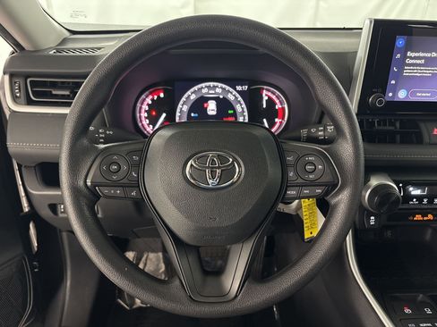 Used 2024 Toyota RAV4 LE FWD image 18