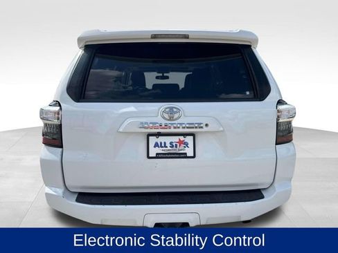 Used 2016 Toyota 4Runner SR5 Premium image 5