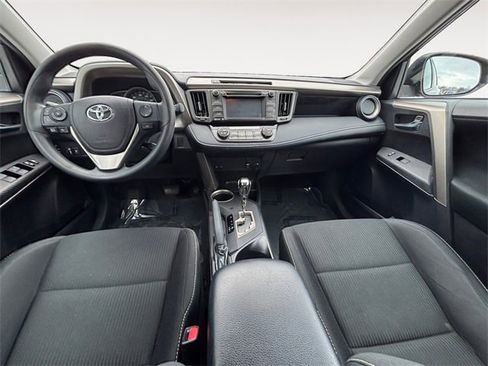 Used 2015 Toyota RAV4 XLE image 10