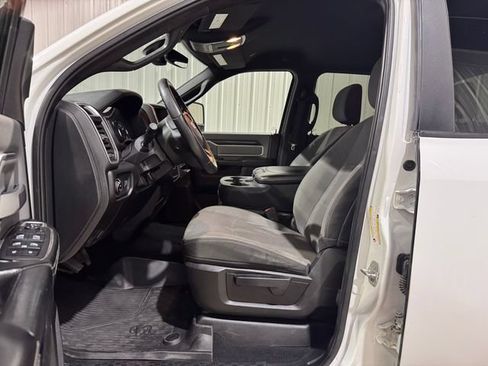 Used 2023 RAM 2500 Big Horn w/ Cold Weather Group AWD/4WD image 10