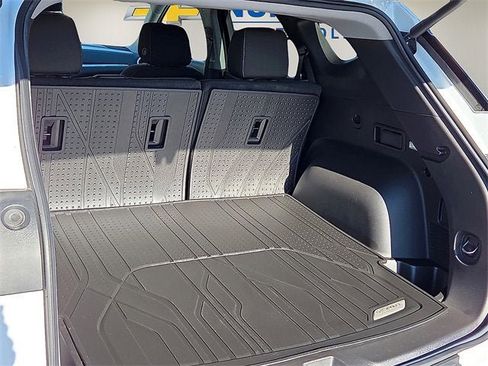 Used 2023 Chevrolet Blazer LT w/ Convenience Package image 11