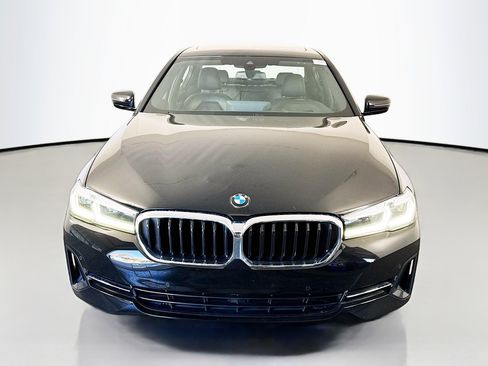 Used 2021 BMW 540i w/ Premium Package image 2