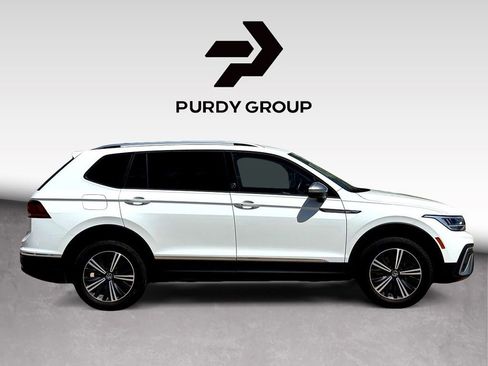 Certified 2024 Volkswagen Tiguan Wolfsburg Edition image 9