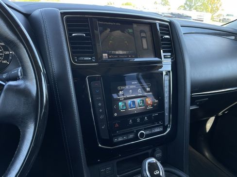 Used 2021 INFINITI QX80 Luxe image 21