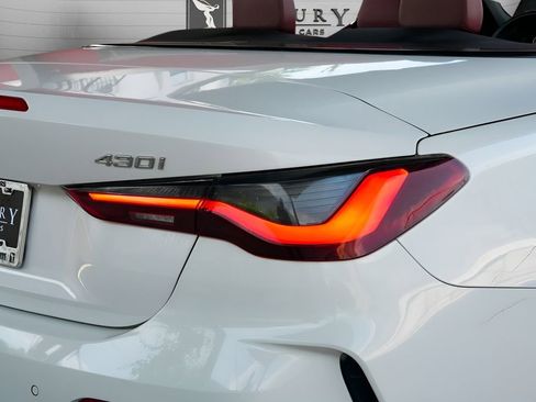 Used 2023 BMW 430i xDrive Convertible w/ M Sport Package AWD/4WD image 14