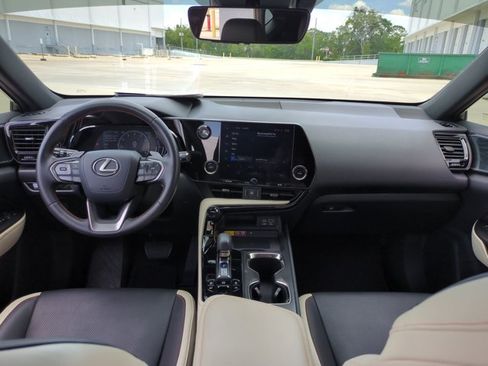 Used 2023 Lexus NX 350 AWD image 18