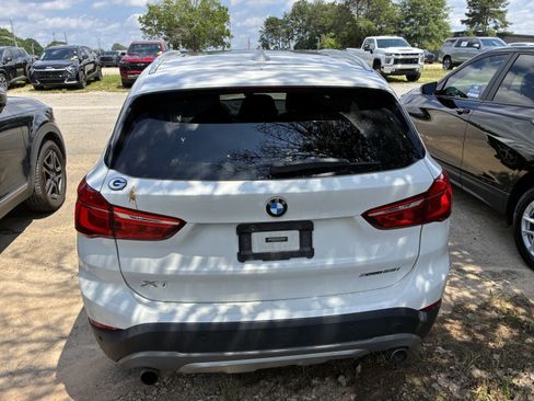 Used 2019 BMW X1 xDrive28i w/ Convenience Package AWD/4WD image 7