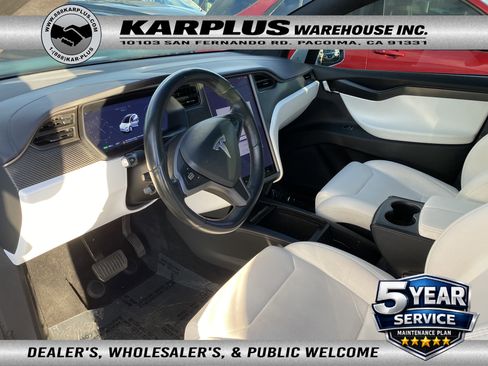 Used 2018 Tesla Model X 75D image 1