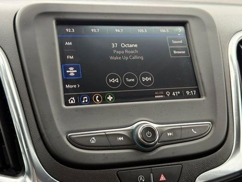 Used 2023 Chevrolet Equinox LT image 16