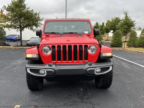 Used 2023 Jeep Gladiator Sport image 3