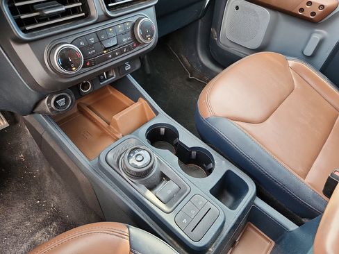 Used 2023 Ford Maverick Lariat w/ Lariat Luxury Package image 18