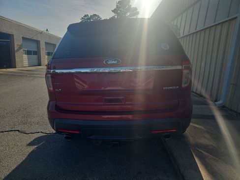 Used 2013 Ford Explorer XLT FWD image 5