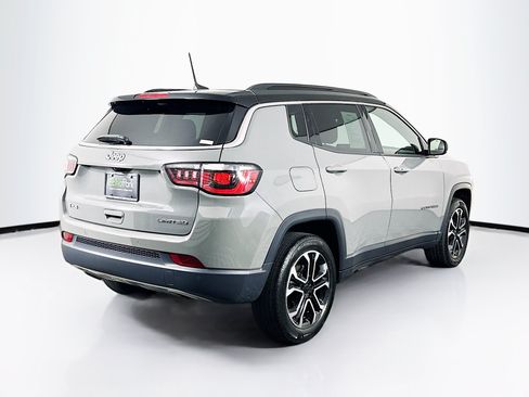 Used 2023 Jeep Compass Limited AWD/4WD image 9