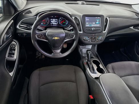 Used 2017 Chevrolet Malibu LS image 17