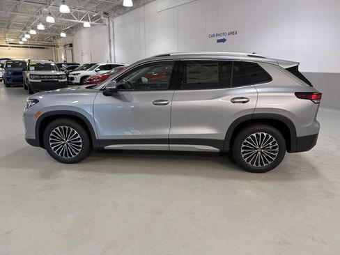 New 2026 Volkswagen Tiguan S FWD image 5