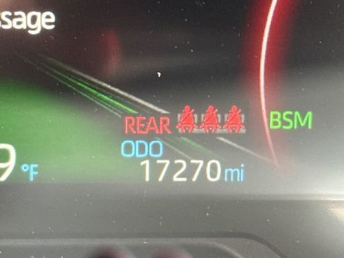Used 2025 Toyota RAV4 XLE AWD/4WD image 30