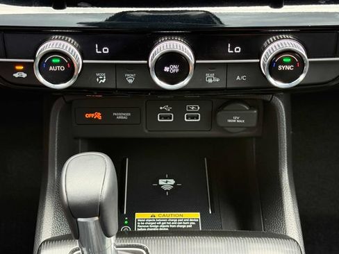 Used 2024 Honda Civic Sport Touring image 9