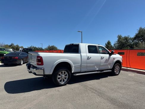Used 2024 RAM 2500 Limited image 10