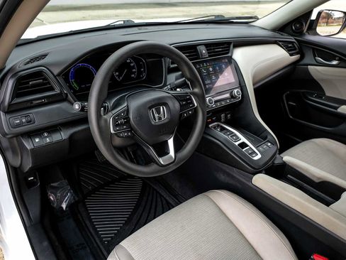 Used 2020 Honda Insight EX image 3