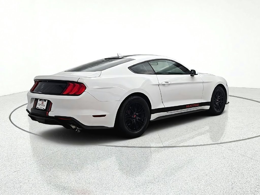 Used 2020 Ford Mustang Coupe RWD image 7