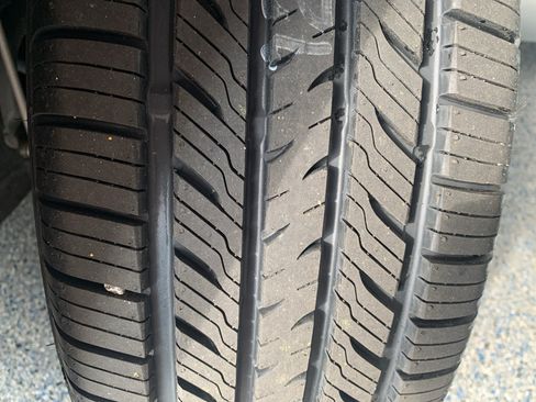 Used 2024 Chrysler Pacifica Touring-L FWD image 31