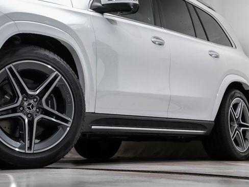 New 2026 Mercedes-Benz GLS 450 4MATIC image 22