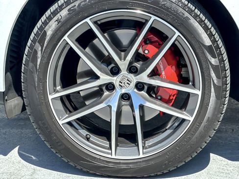 Used 2023 Porsche Macan S AWD/4WD image 26