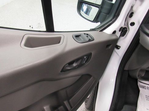 Used 2023 Ford Transit 350 XLT RWD image 30