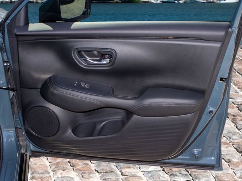 Certified 2024 Honda HR-V EX-L image 29