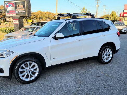 Used 2016 BMW X5 xDrive35i w/ Premium Package AWD/4WD image 9