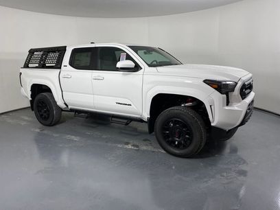 New 2025 Toyota Tacoma SR5