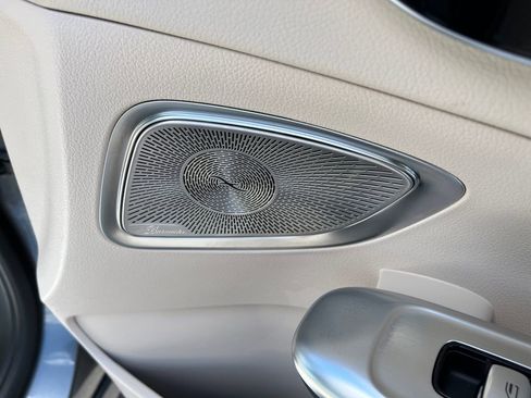 Certified 2026 Mercedes-Benz C 300 4MATIC Sedan image 16