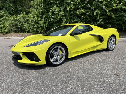Used 2022 Chevrolet Corvette Stingray Preferred Conv w/ Battery Protection Package RWD image 4