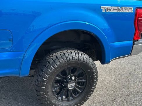 Used 2021 Ford F250 Lariat w/ Tremor Off-Road Package AWD/4WD image 7