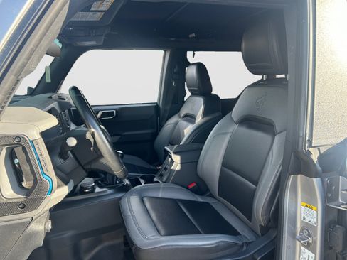 Used 2021 Ford Bronco Black Diamond AWD/4WD image 12
