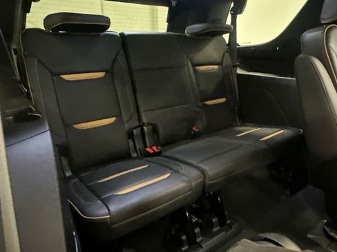 Used 2023 GMC Yukon AT4 w/ AT4 Premium Package AWD/4WD image 34