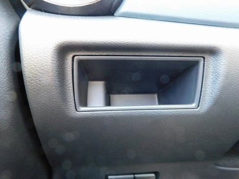 Used 2025 Nissan Versa SV w/ Trunk Package image 25