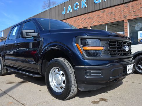 Used 2024 Ford F150 XL image 3