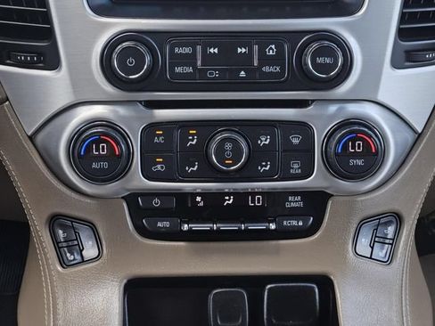 Used 2019 GMC Yukon XL SLT w/ HD Trailering Package RWD image 29