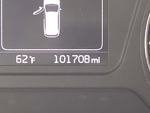 Used 2017 Kia Sorento LX AWD image 23