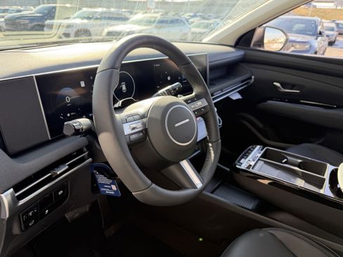 New 2026 Hyundai Tucson Limited image 32