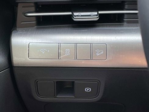 New 2025 Hyundai Kona SEL AWD/4WD image 18