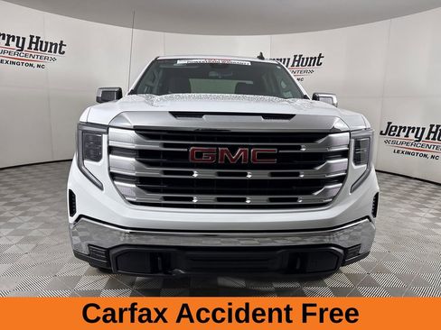 Used 2023 GMC Sierra 1500 SLE image 3