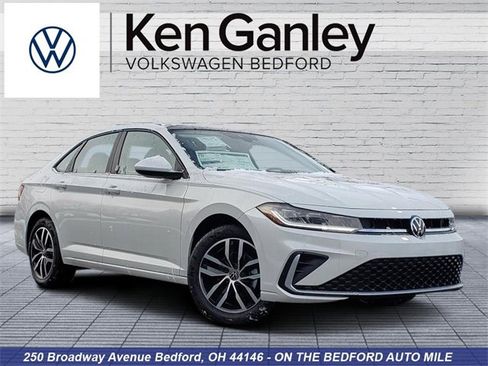 New 2026 Volkswagen Jetta SE image 1