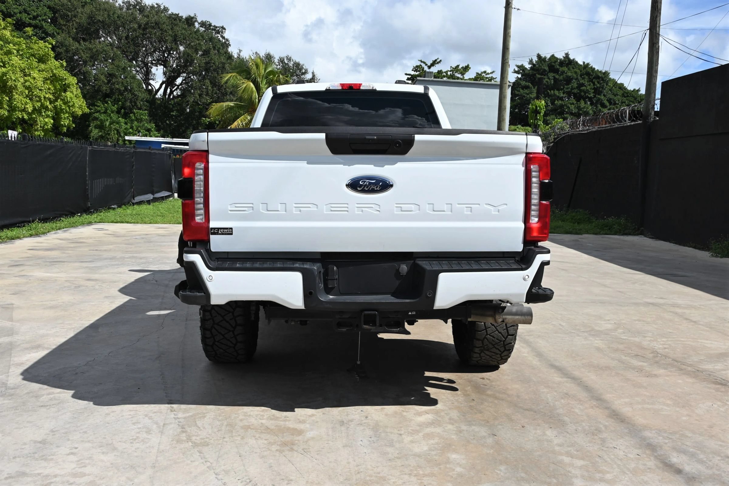 Used 2025 Ford F350 XL w/ STX Appearance Package AWD/4WD image 4
